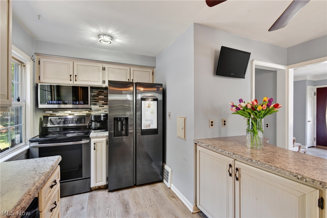 1960 Seneca Road Euclid OH 44117