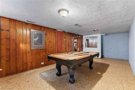 1960 Seneca Road Euclid OH 44117