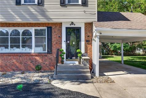 1960 Seneca Road Euclid OH 44117