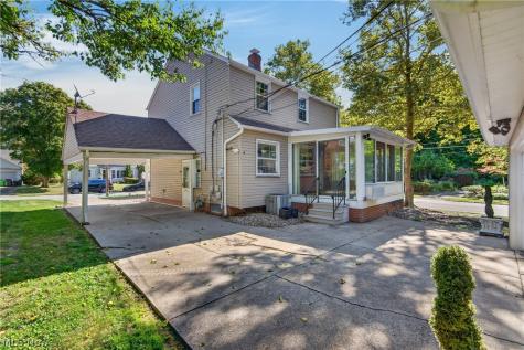 1960 Seneca Road Euclid OH 44117