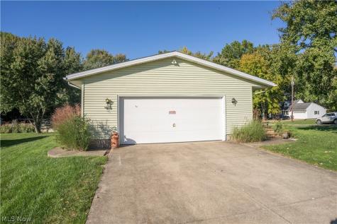 4831 Leona Avenue SW Navarre OH 44662