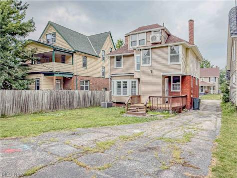 3282 Berkshire Road Cleveland Heights OH 44118