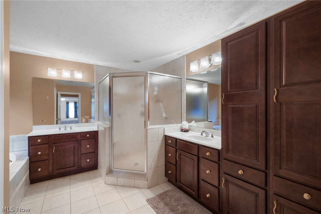 477 Cranleigh Court Richmond Heights OH 44143