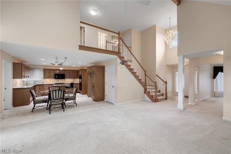 477 Cranleigh Court Richmond Heights OH 44143
