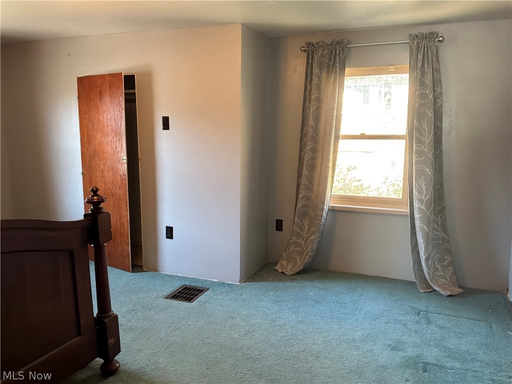 230 Pearl Street Flushing OH 43977