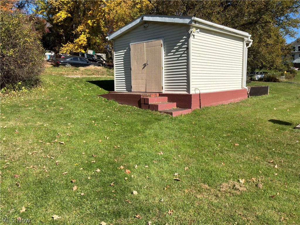 230 Pearl Street Flushing OH 43977