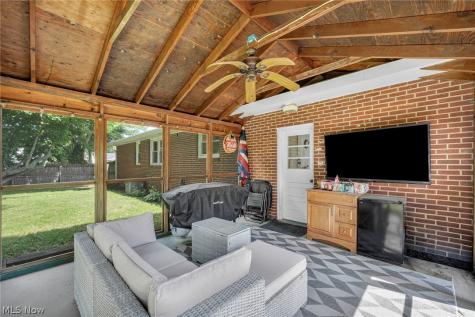 1469 Lilly Lane Alliance OH 44601