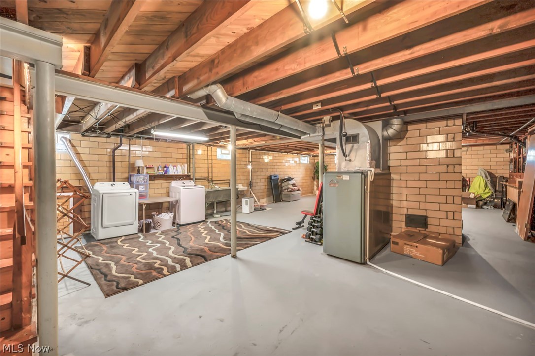 1469 Lilly Lane Alliance OH 44601