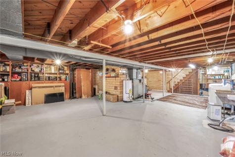 1469 Lilly Lane Alliance OH 44601