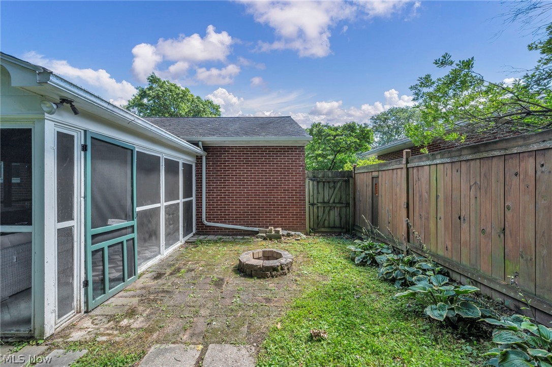 1469 Lilly Lane Alliance OH 44601