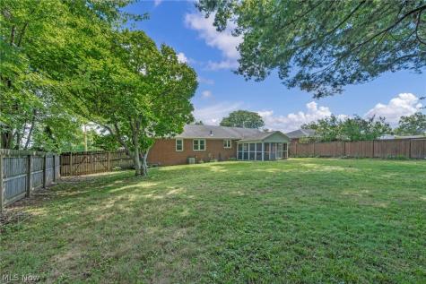 1469 Lilly Lane Alliance OH 44601