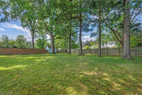 1469 Lilly Lane Alliance OH 44601