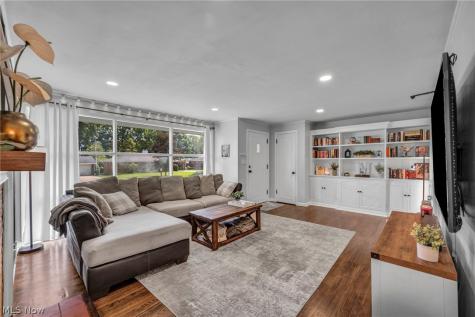 1469 Lilly Lane Alliance OH 44601