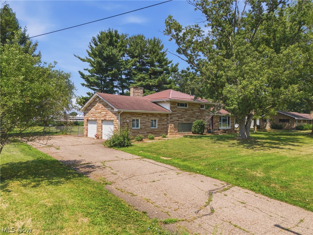 11501 Manchester Avenue SW Beach City OH 44608