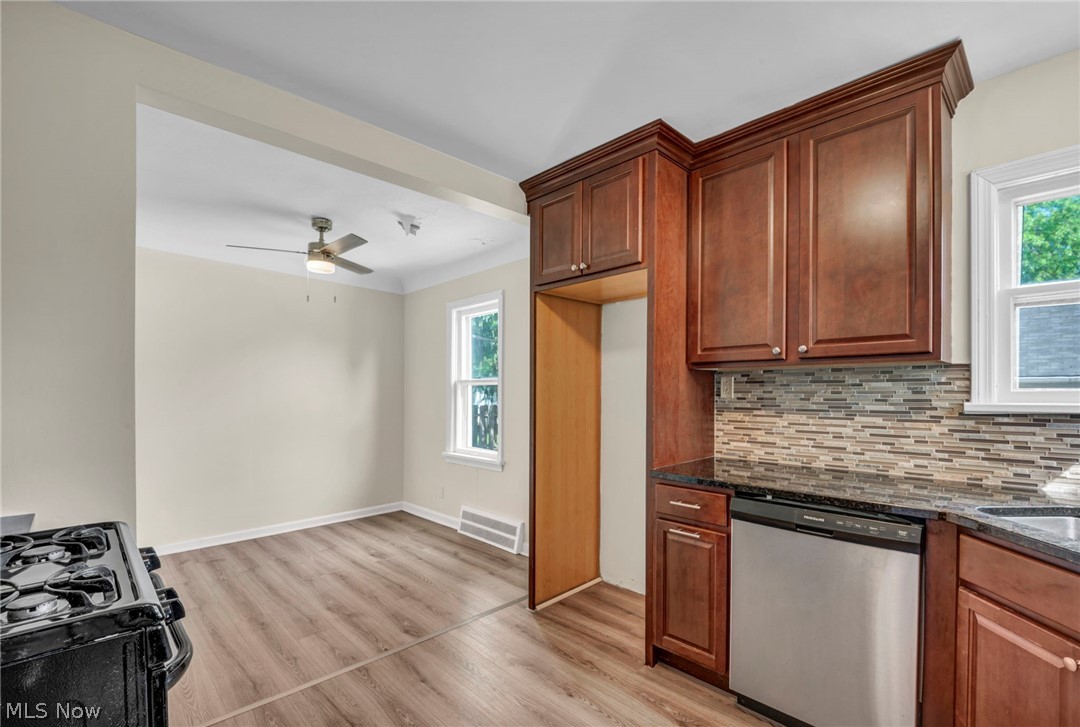 25671 Farringdon Avenue Euclid OH 44132