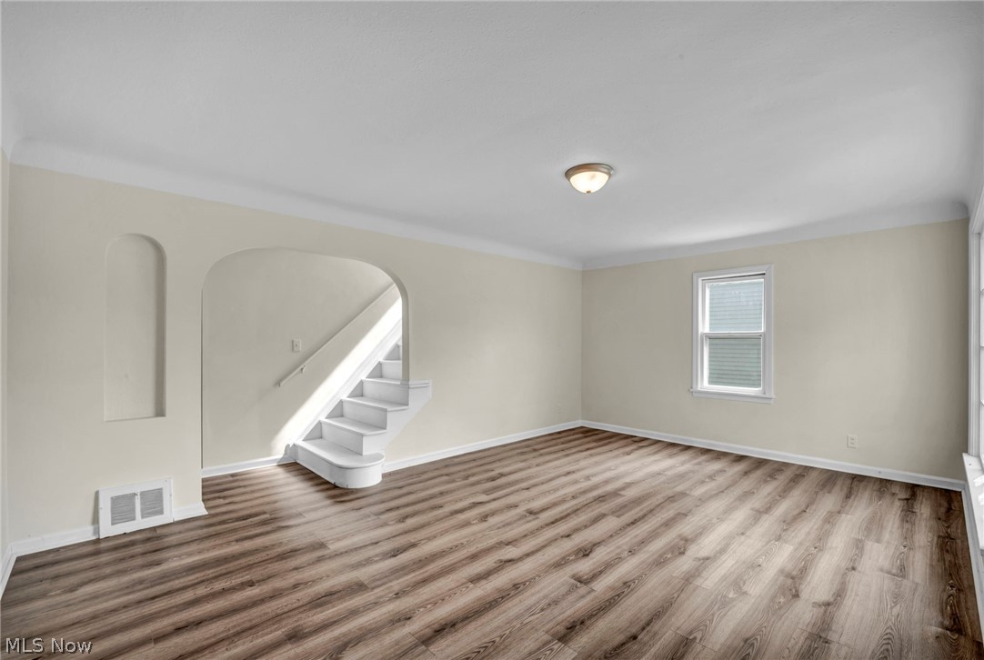 25671 Farringdon Avenue Euclid OH 44132