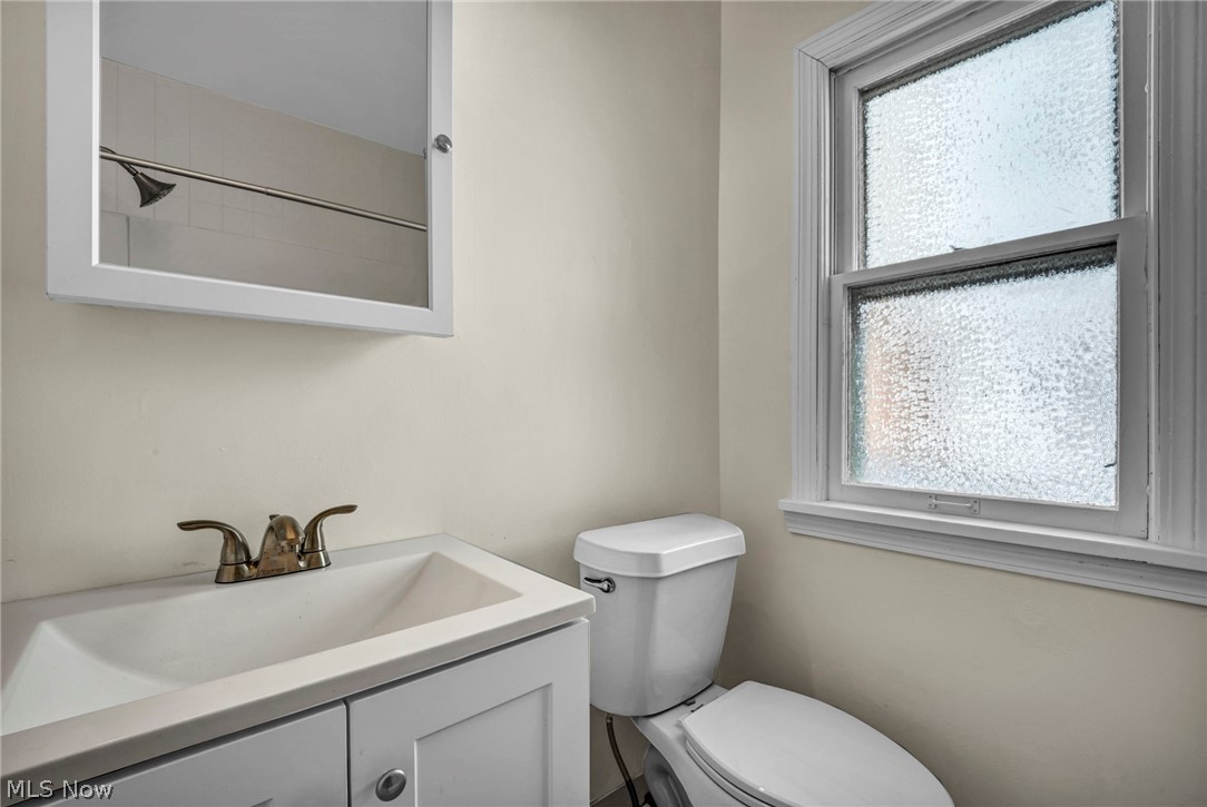 25671 Farringdon Avenue Euclid OH 44132