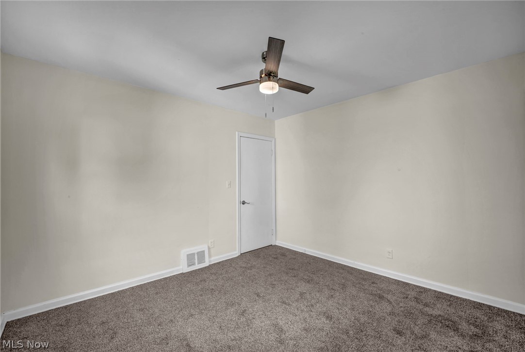 25671 Farringdon Avenue Euclid OH 44132
