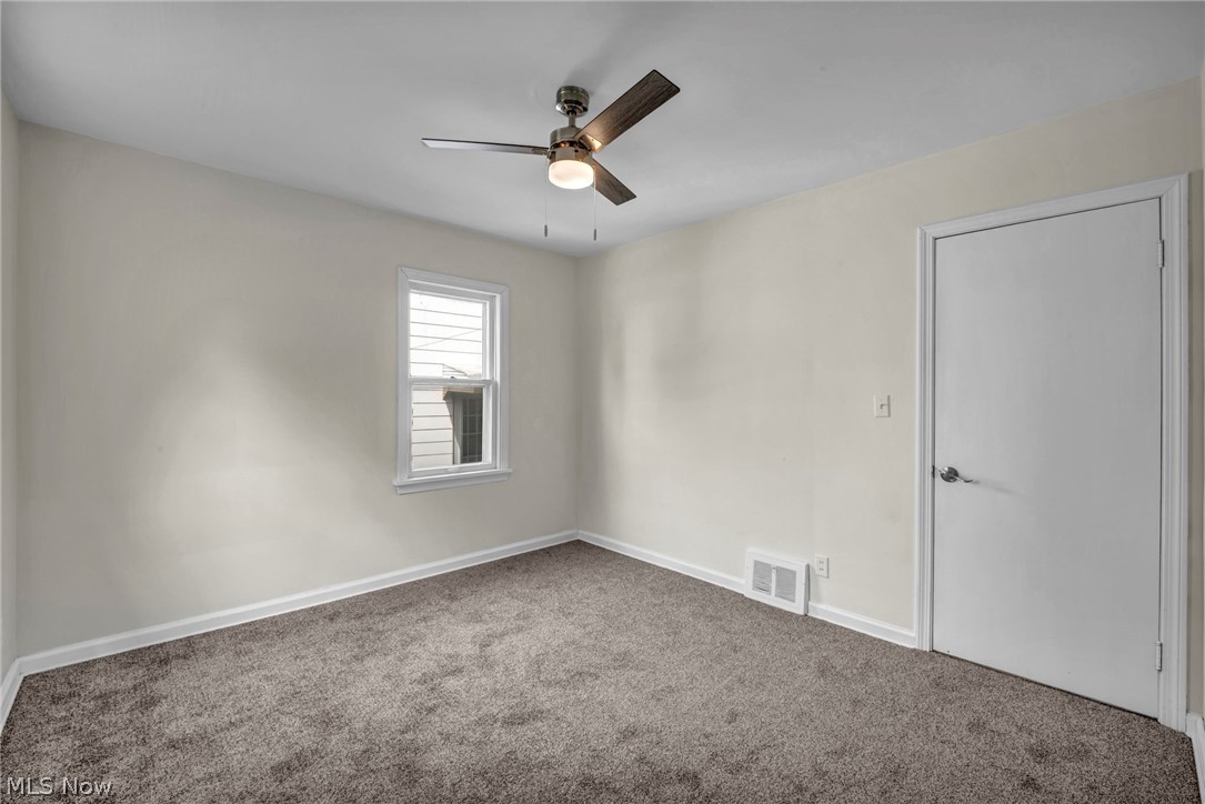 25671 Farringdon Avenue Euclid OH 44132