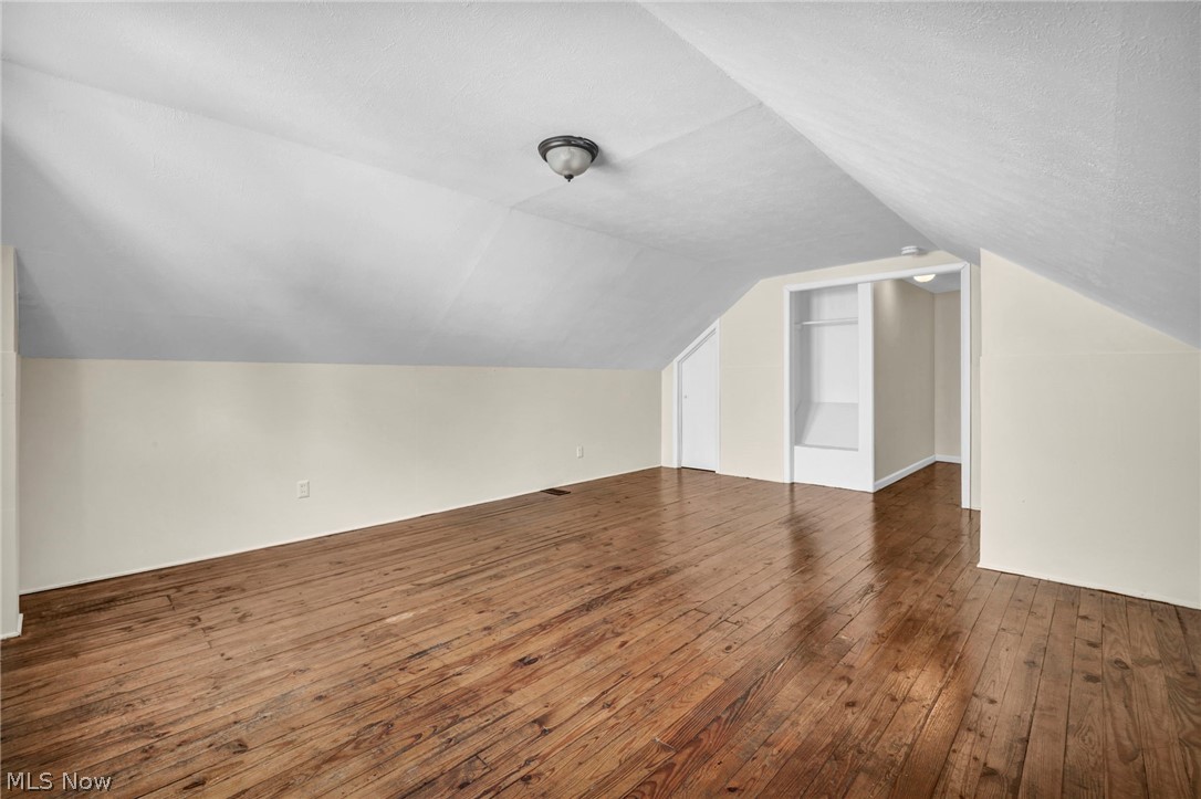 25671 Farringdon Avenue Euclid OH 44132
