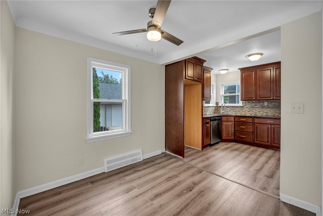 25671 Farringdon Avenue Euclid OH 44132