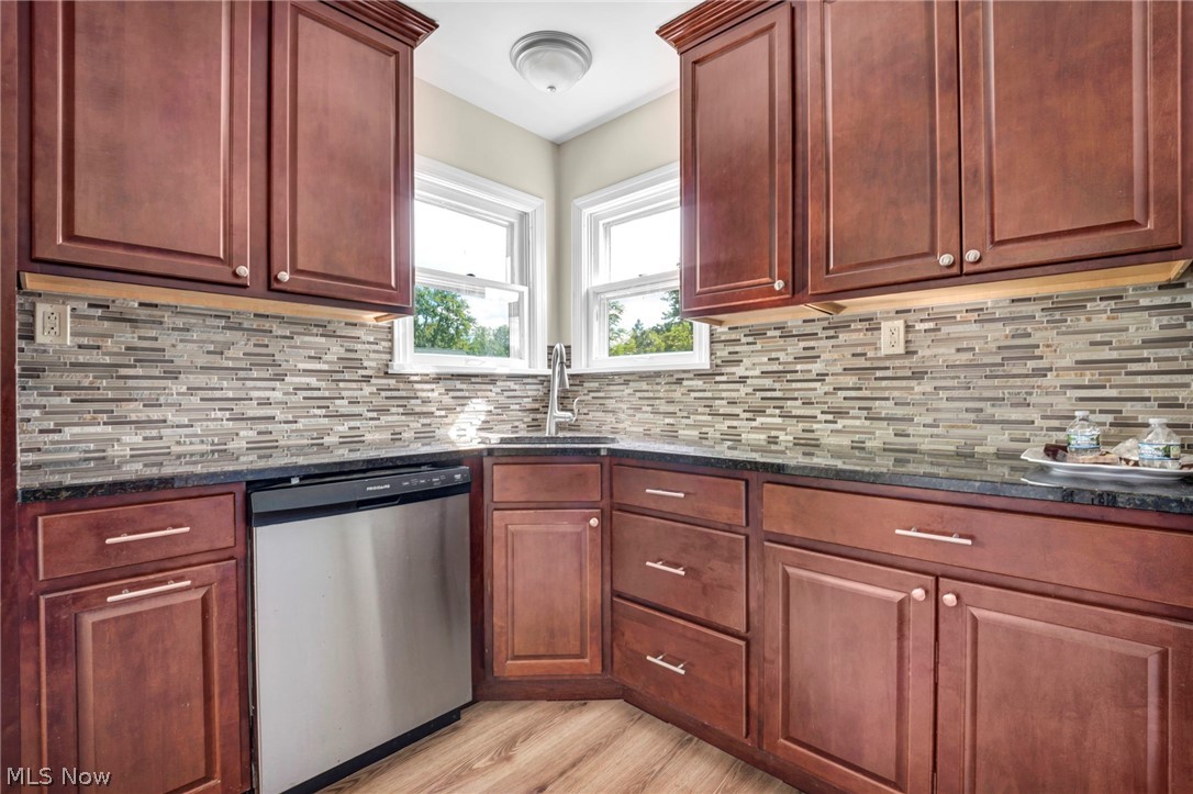 25671 Farringdon Avenue Euclid OH 44132