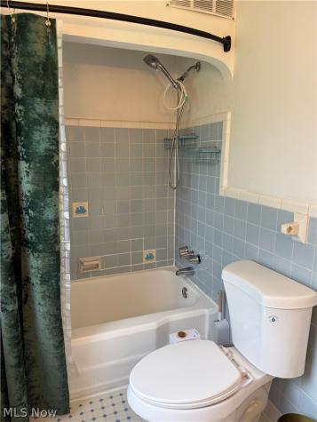 1139 Castleton Road Cleveland Heights OH 44121