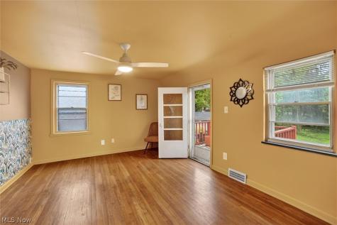 1139 Castleton Road Cleveland Heights OH 44121