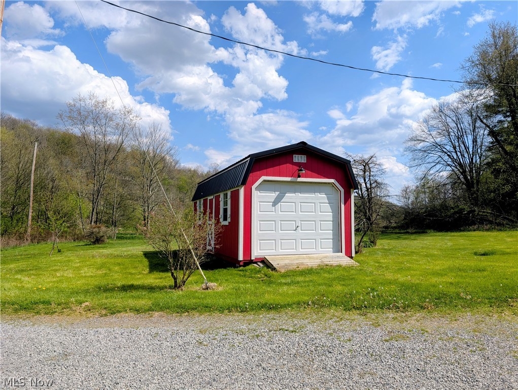 9365 Dutchtown School Road Rogers OH 44455