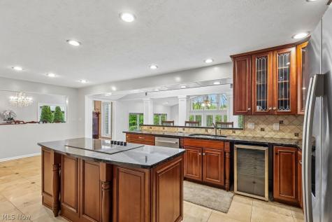 29256 Regency Circle Westlake OH 44145