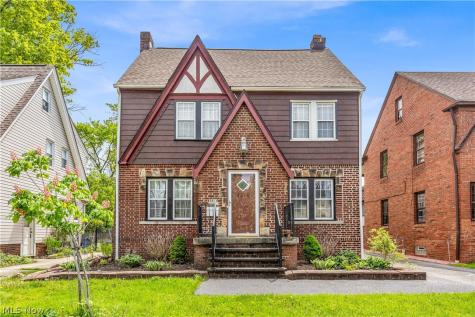3618 Farland Road University Heights OH 44118