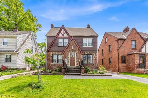 3618 Farland Road University Heights OH 44118