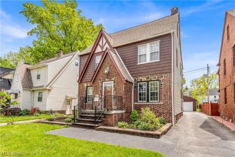 3618 Farland Road University Heights OH 44118