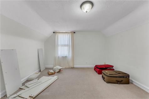 3618 Farland Road University Heights OH 44118