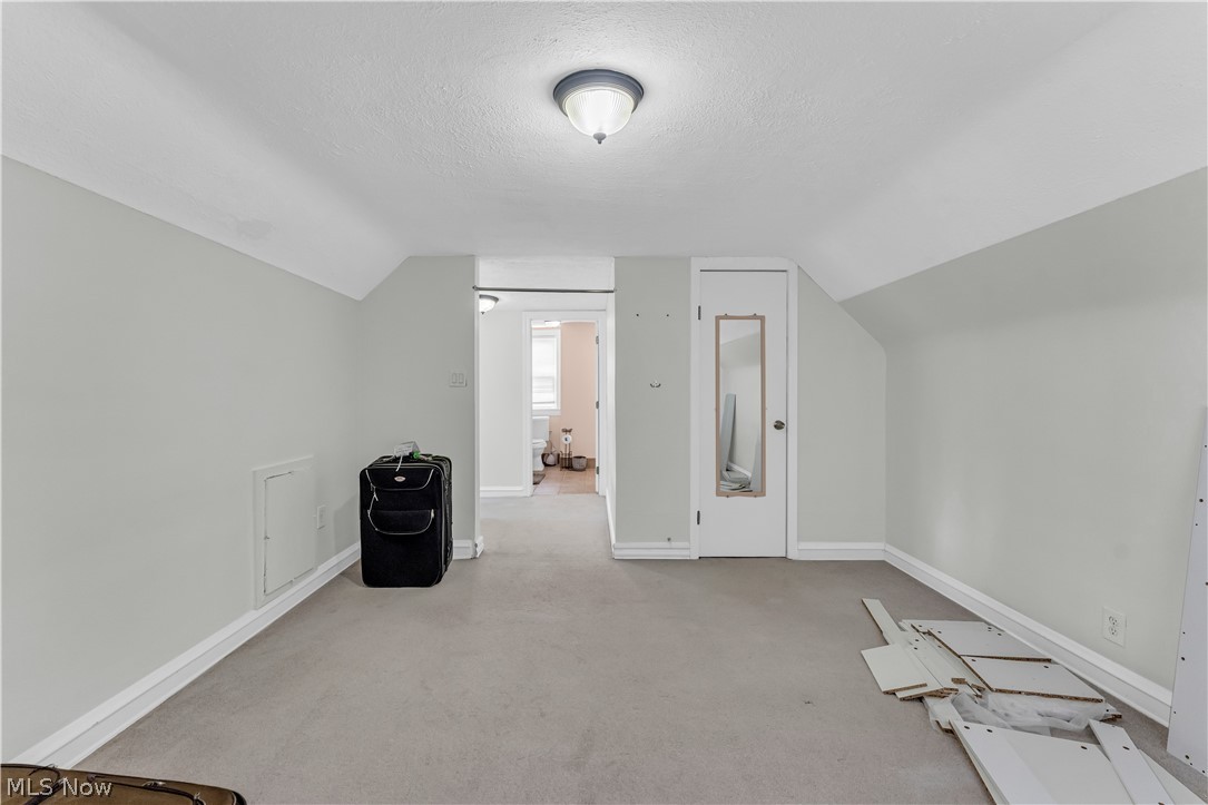 3618 Farland Road University Heights OH 44118