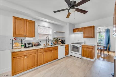3618 Farland Road University Heights OH 44118