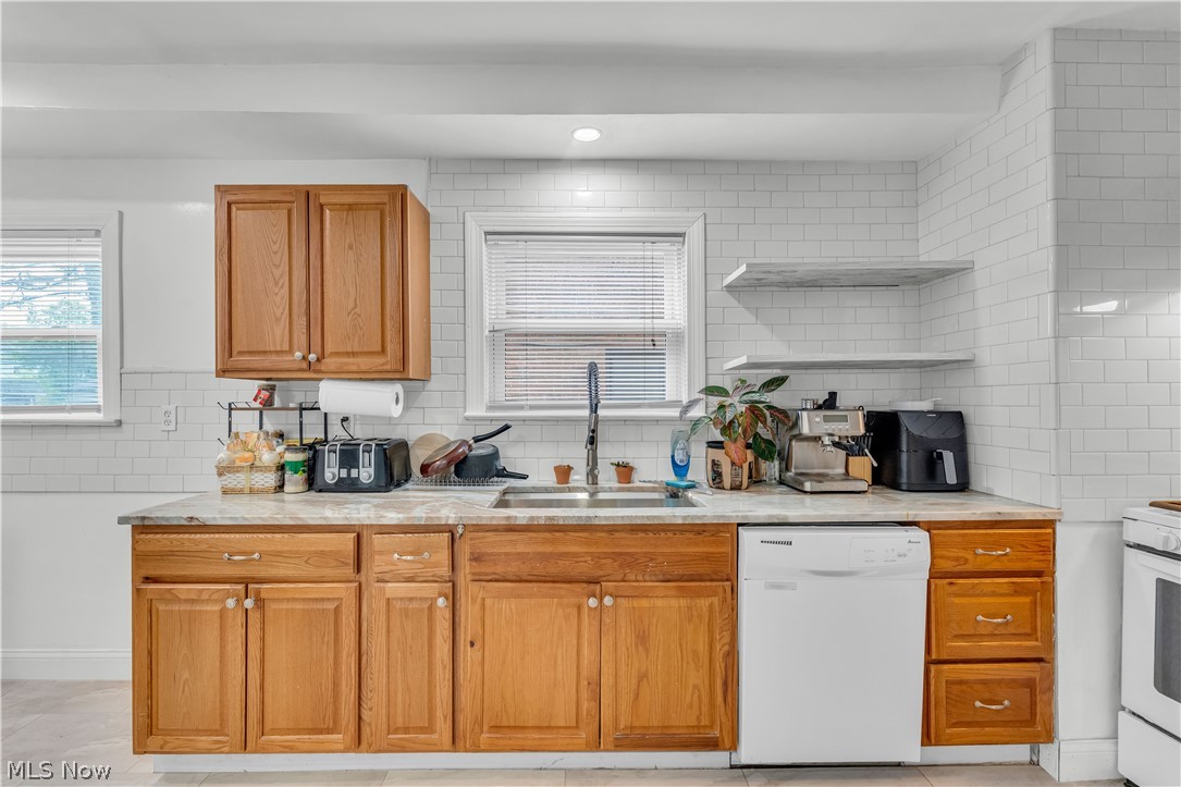 3618 Farland Road University Heights OH 44118