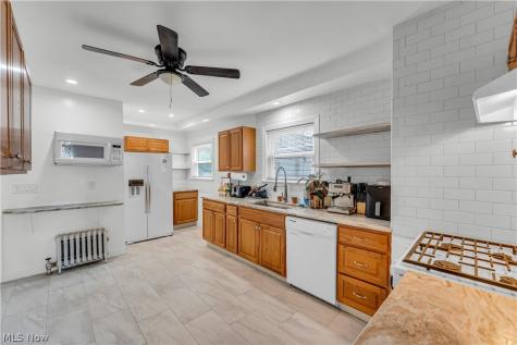 3618 Farland Road University Heights OH 44118