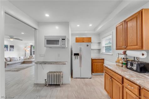 3618 Farland Road University Heights OH 44118