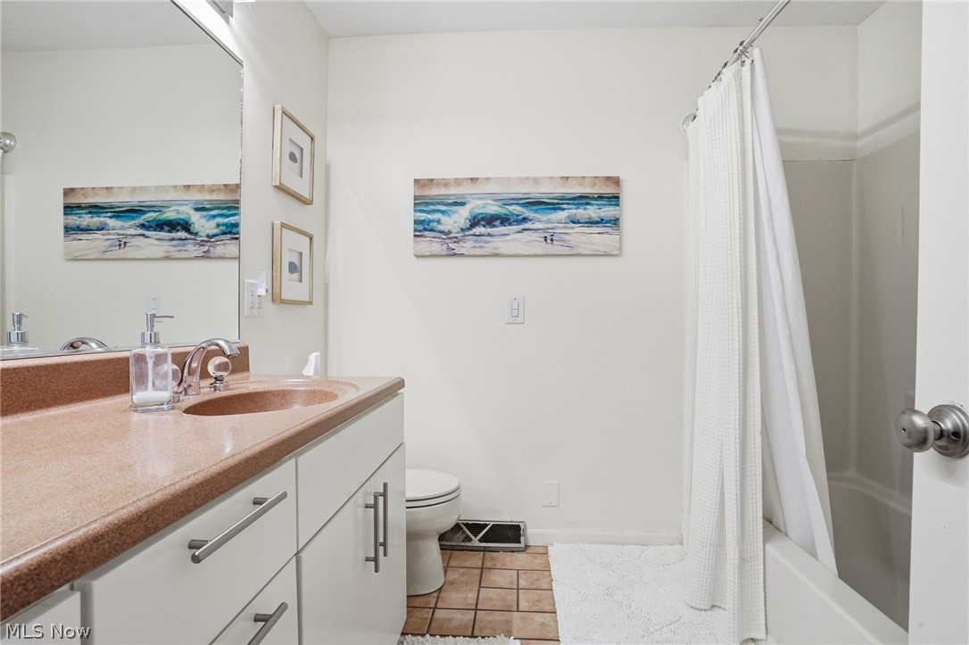 1135 By The Shores Drive Huron OH 44839