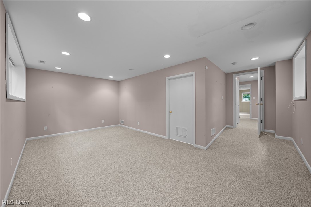 645 Mentor Road Akron OH 44303