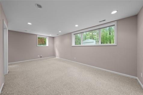 645 Mentor Road Akron OH 44303