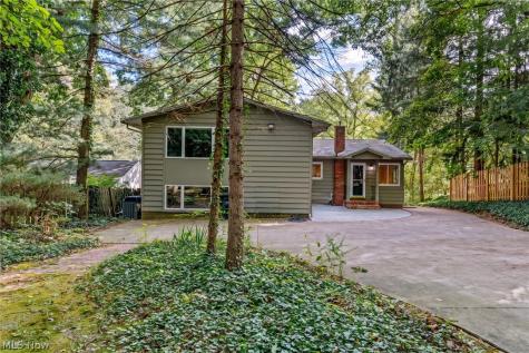 645 Mentor Road Akron OH 44303