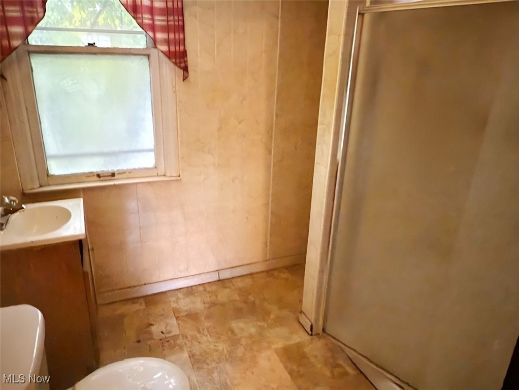 4309 E 73 Street Cleveland OH 44105