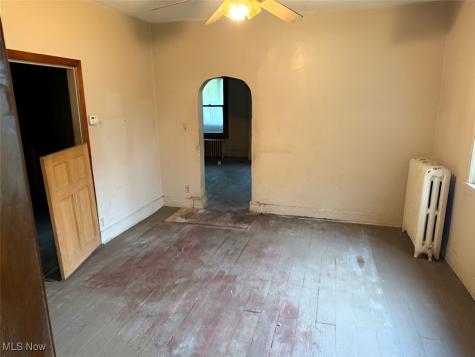 4309 E 73 Street Cleveland OH 44105