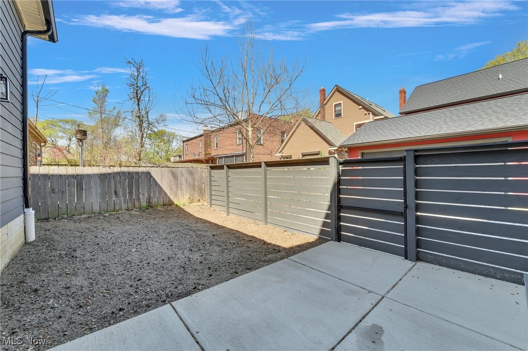 4213 Clinton Avenue Cleveland OH 44113