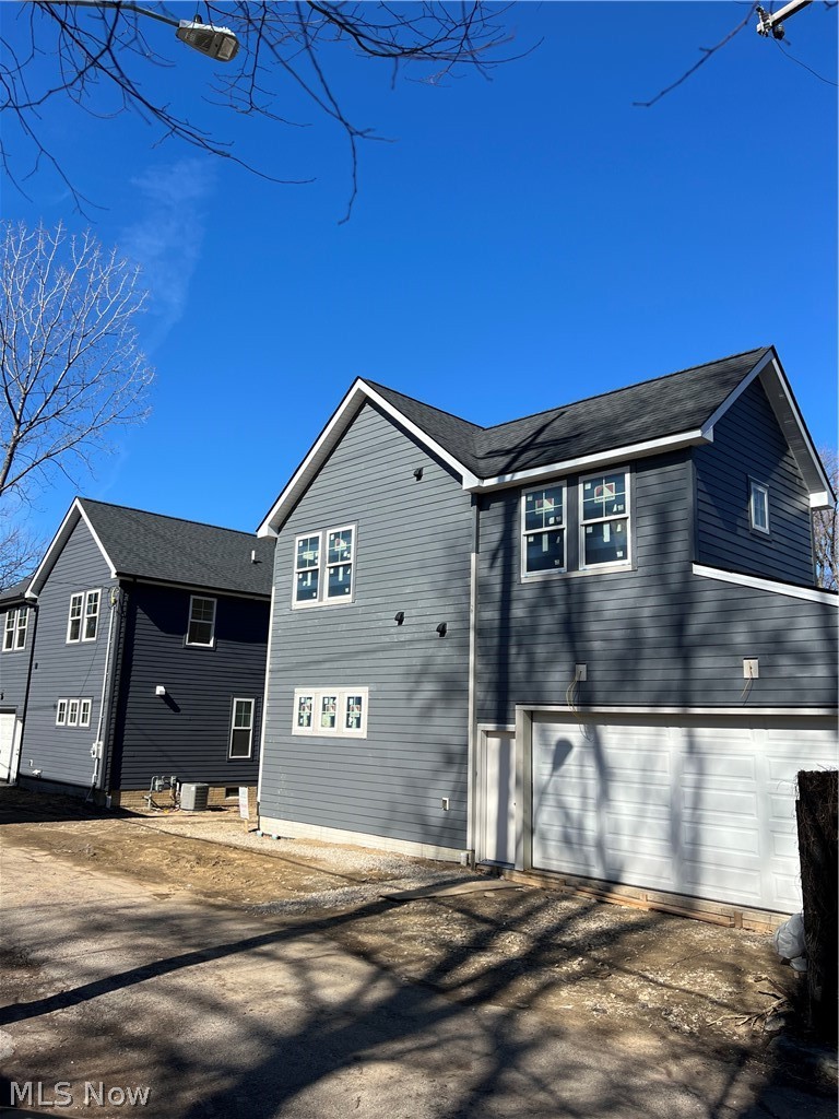 4213 Clinton Avenue Cleveland OH 44113