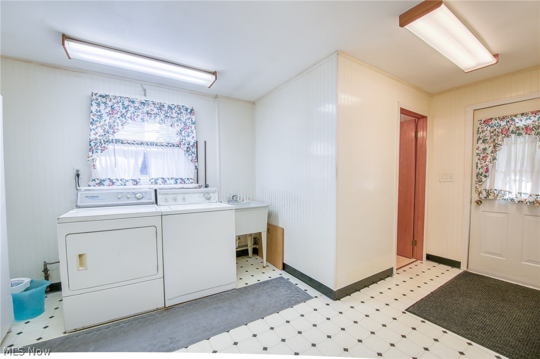 1294 E 351st Street Eastlake OH 44095