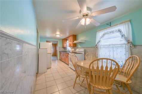 1294 E 351st Street Eastlake OH 44095
