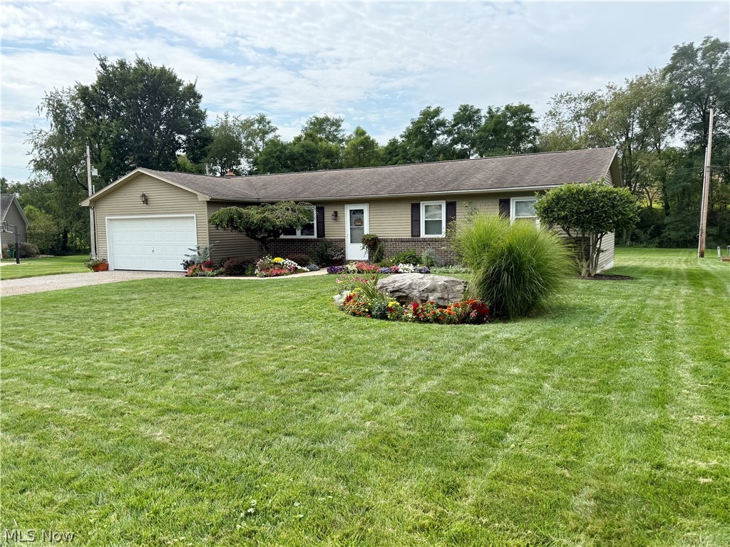 806 Geneva Street SW Sugarcreek OH 44681